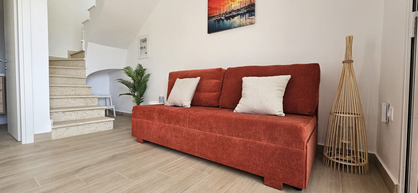 Arillas Peaceful Bungalows Corfu red sofa picture